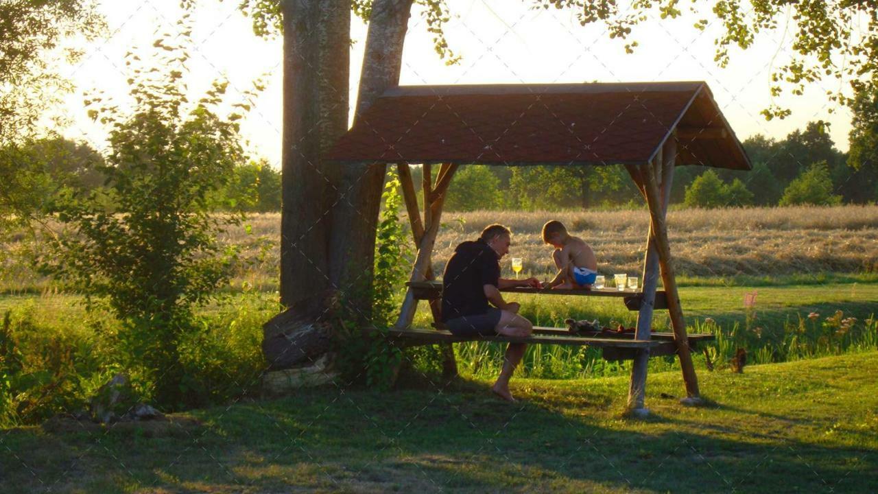 Janischs Fewo Im Spreewald, Terrasse, Grosser Garten Und Blick Inklusive Unterspreewald Εξωτερικό φωτογραφία
